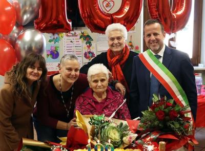 Pollenza festeggia la neocentenaria Fulvia Colotti