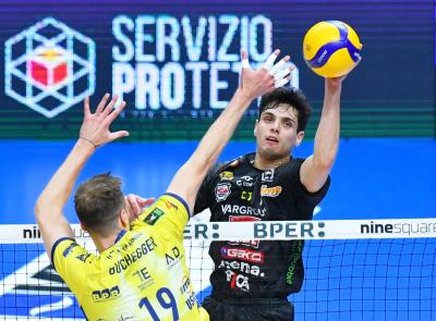 La Lube in trasferta proprio non gira: a Modena altra sconfitta e classifica che sorride sempre meno