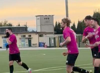 Eccellenza, le emozioni arrivano solo su rigore: finisce in parità tra Montefano e Tolentino