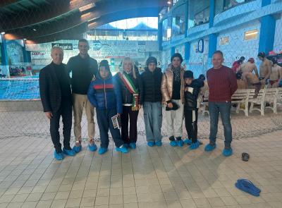 Sport e solidarietà: il torneo "Il cuore della pallanuoto" aiuta mamma di tre bimbi rimasta vedova