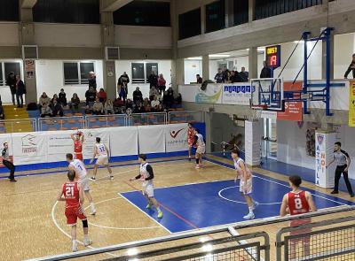 Porto Recanati fa l'impresa: Matelica ko nel derby, Gamazo devastante sotto le plance