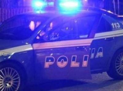 Spaccio vicino alla stazione, due fermati dalla polizia. Scatta anche provvedimento del questore