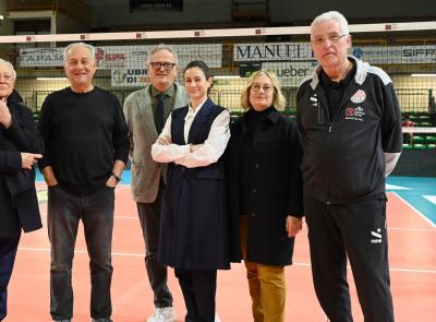 Julio Velasco in visita alla CBF Balducci HR: “Macerata può diventare città di riferimento per il volley"