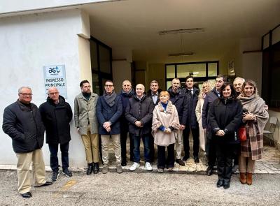 Ospedale Enrico Mattei di Matelica, l'assessore Calcinaro visità la struttura