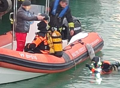 Servizio aggiornato - Aggredisce la madre e poi scompare: continuano le ricerche al porto di Civitanova