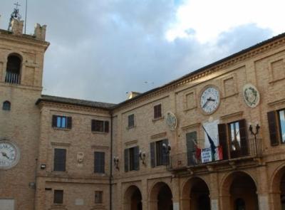 Morrovalle, al via il rifacimento della pavimentazione in centro: si parte da via Sant’Angelo