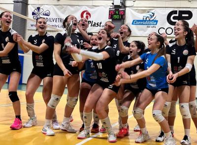 Poker arancionero: la CBF Balducci Fisiomed Under 18 è ancora regina della provincia