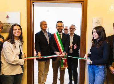 Monte San Giusto riaccende la cultura: dopo 20 anni inaugurata la nuova Biblioteca Comunale