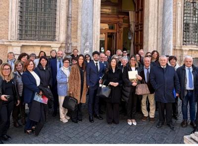 La Passione della Bura arriva in Senato: Tolentino protagonista a Roma