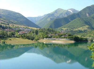 Arriva Fiastrapalooza: il festival tra musica, arte e natura sulle rive del lago