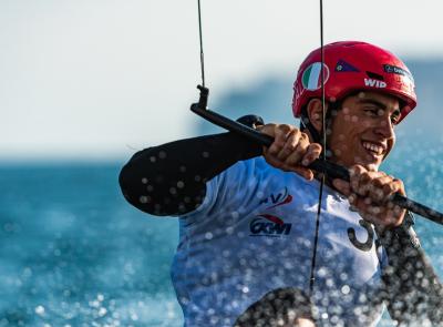 Club Vela Portocivitanova, Riccardo Pianosi diventa socio onorario: il giusto tributo al fuoriclasse del Kite