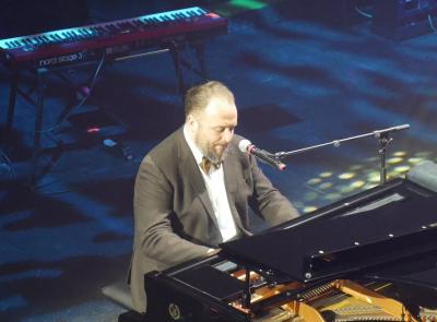 Successo a Recanati per Musicultura 2026: finalisti sul palco e la magia di Raphael Gualazzi