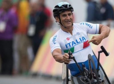 Addio ad Alex Zanardi: lo sport perde un campione, l’Italia un esempio