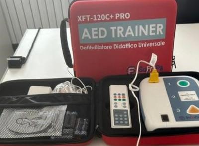 Macerata, donati due defibrillatori didattici al 118: in memoria della dottoressa Daniela Del Bello
