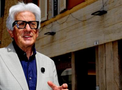 Parcaroli: “Vincerò al primo turno. Ora il maxi palazzetto per riportare la Lube a Macerata” (VIDEO e FOTO)