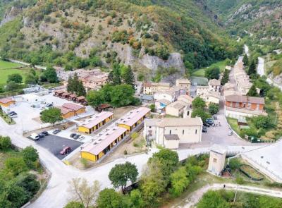 Monte Cavallo, passeggiata con i ricercatori Unicam per parlare di impollinatori e clima