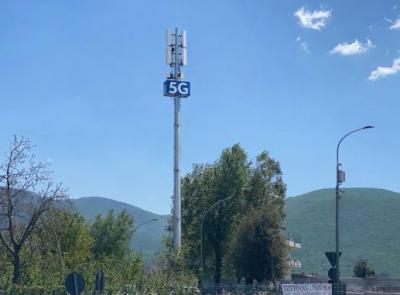 Montecosaro si mobilita: già oltre mille firme contro l'antenna 5G in via Roma