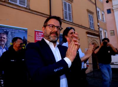 Macerata, Tittarelli sceglie piazza Vittorio Veneto per chiudere la campagna elettorale