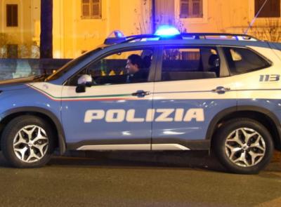 Macerata, sorpreso ubriaco a bere birra sul marciapiede: 29enne viola il divieto di ritorno