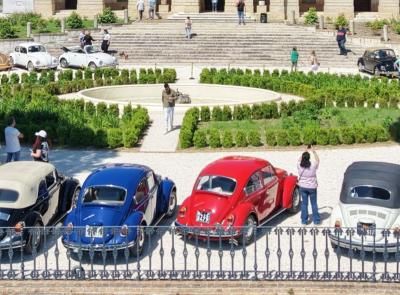 Treia, Maggiolini e Maggioloni in mostra: evento a Villa Spada tra passione e territorio
