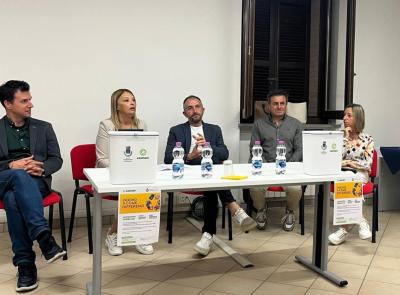 Camporotondo, record di raccolta differenziata: ai cittadini il nuovo kit per l'umido come premio