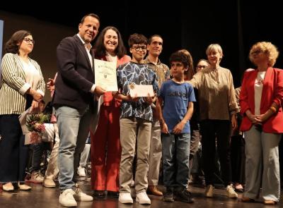 Giovani attori e scenografi protagonisti a Pollenza: grande successo per la 24esima rassegna teatrale