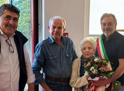 Traguardo storico a Fiastra: nonna Amalia compie cento anni