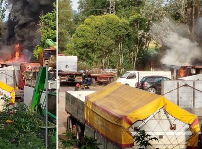 Macerata, fiamme in un capannone: si alza una densa colonna di fumo, vigili del fuoco al lavoro (VIDEO)