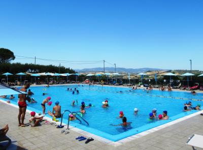 Torna la “spiaggia di Macerata”: riapre la piscina Filarmonica