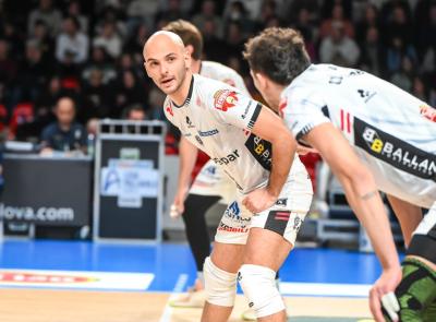Lube Civitanova, ufficiale l'arrivo di Zoppellari per la regia biancorossa