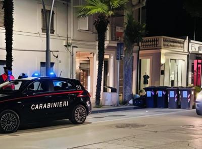 Civitanova, tenta il colpo in due chalet: 42enne sorpreso con gli attrezzi da scasso