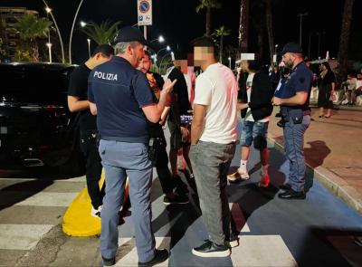 Civitanova, alcol vietato di notte in piazze e lungomare: scatta l’ordinanza estiva