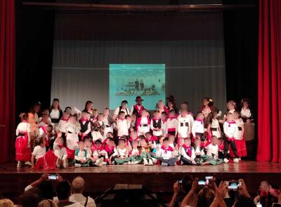 Li Matti de Montecò portano folklore e dialetto nelle scuole