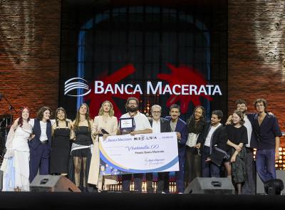 Claudio Covato trionfa a Musicultura 2026 con “Chiddu ca ma resta”