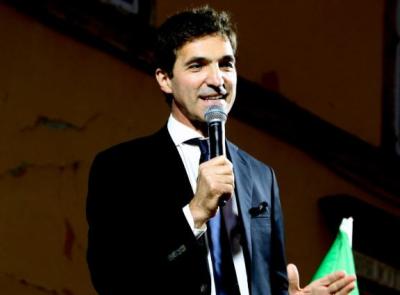 Tetto agli stranieri in classe, Acquaroli plaude: "Gli insegnanti chiedevano una risposta"