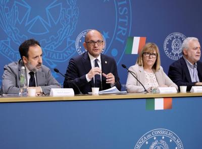 Ricostruzione sisma, oltre 5,7 miliardi concessi ai privati nel Maceratese. Castelli: "Ritmo importante"