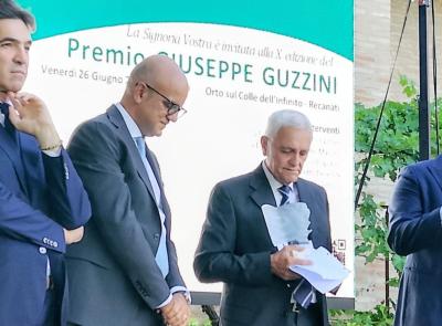 Recanati, consegnato il X Premio “Giuseppe Guzzini” all’imprenditore Giovanni Ciccolini