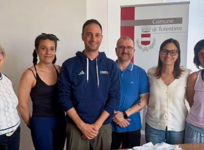Tolentino, al via "Sport in Comune": lezioni gratuite di yoga, pilates e tai chi al parco Isola d’Istria