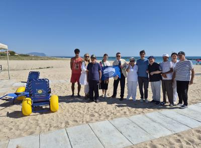 Porto Potenza, riapre la spiaggia riabilitativa del Santo Stefano: c'è anche la Bandiera Blu