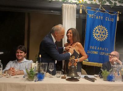 Rotary Club Recanati, Passaggio del Martelletto tra emozioni e nuovo mandato Guzzini