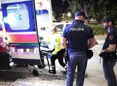 Civitanova, movida sregolata: minorenne sviene per l'alcol, sventata maxi rissa tra bande di giovani (FOTO)