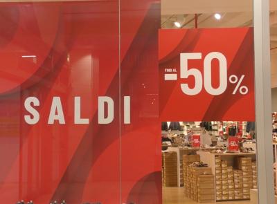 Marche, guida ai saldi 2026 : cinque regole per risparmiare davvero (Video)