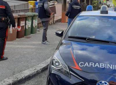 Monte San Giusto, un'unica arma con ascia e lama di 25 centimetri nel cofano dell'auto: denunciato