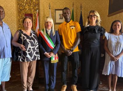 San Severino, dal dramma della rotta libica al lavoro nella moda di lusso: la storia di riscatto di Djimba