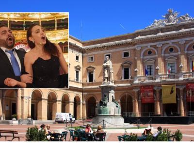 Recanati diventa un Cafè Chantant: arriva il grande spettacolo dell'Operetta con Enrico Stinchelli