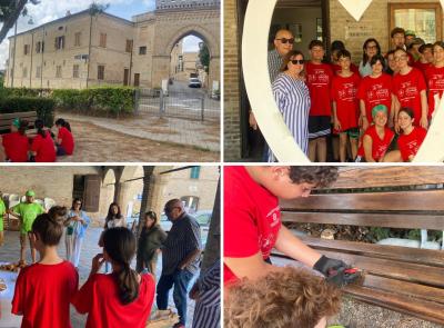Montelupone - Vernici, panchine rimesse a nuovo e un cuore di legno: la fatica dei ragazzi diventa bellezza