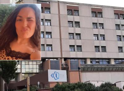 Omicidio di Loreto: "Luigia uccisa con circa 50 coltellate". Il Comune annuncia lutto cittadino