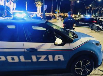 "Ho lasciato il cellulare al night club", è irreperibile nonostante il braccialetto elettronico: finisce in carcere