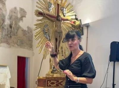 Dalle macerie alla rinascita: restituito a Cessapalombo il prezioso crocifisso di Barberetti