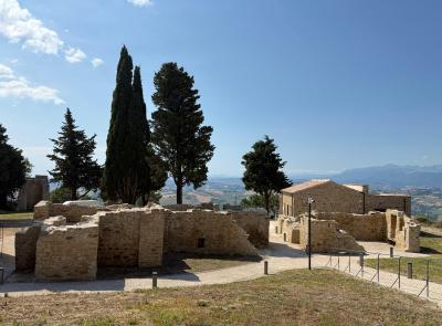 Castello di Pitino, una storia millenaria portata alla luce: aperte le visite guidate al sito